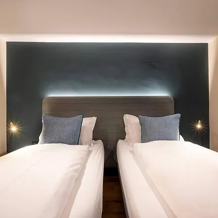 2 Bedroom Apartment, Central Location Διαμέρισμα *